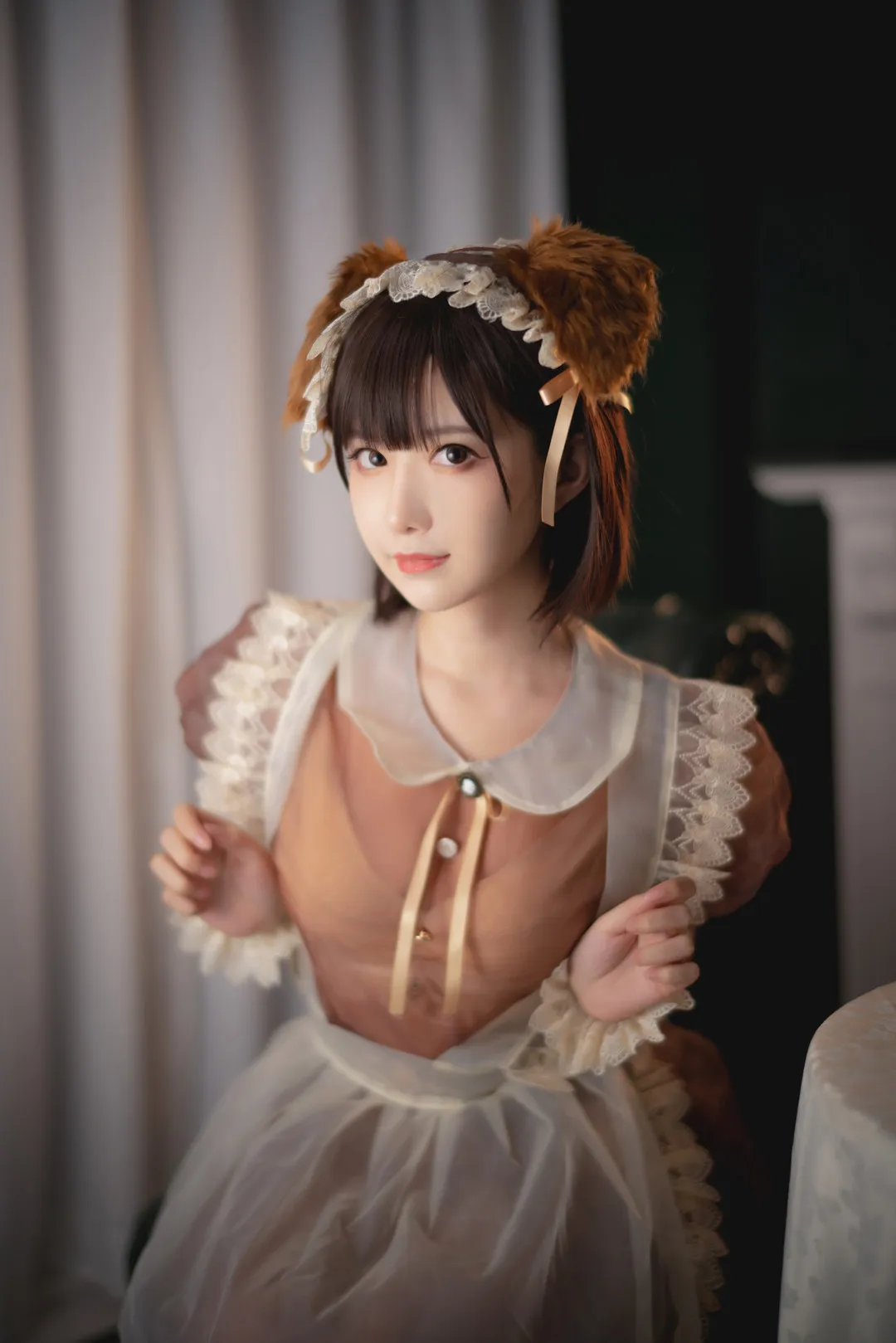 Shika小鹿鹿Cosplay社交平台与作品风格整理 Shika小鹿鹿白色女仆服装Cosplay造型