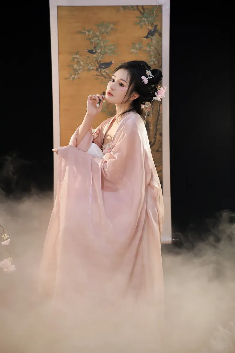 公开平台与Cosplay写真风格更新整理 古风服饰造型照片
