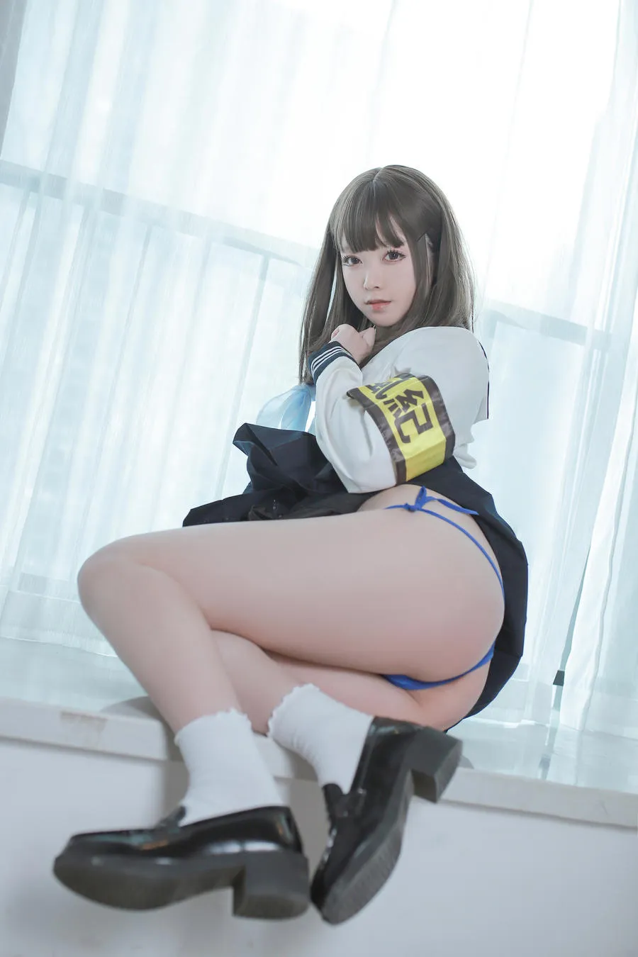 cosplay 公开平台与写真风格更新线索 浅色服装明亮场景写真照片