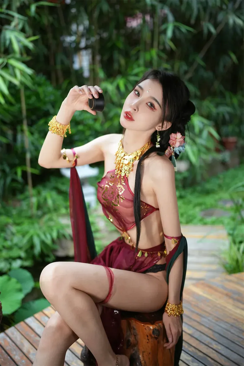 cosplay写真视觉导读与平台更新整理 东方风格服装造型户外写真