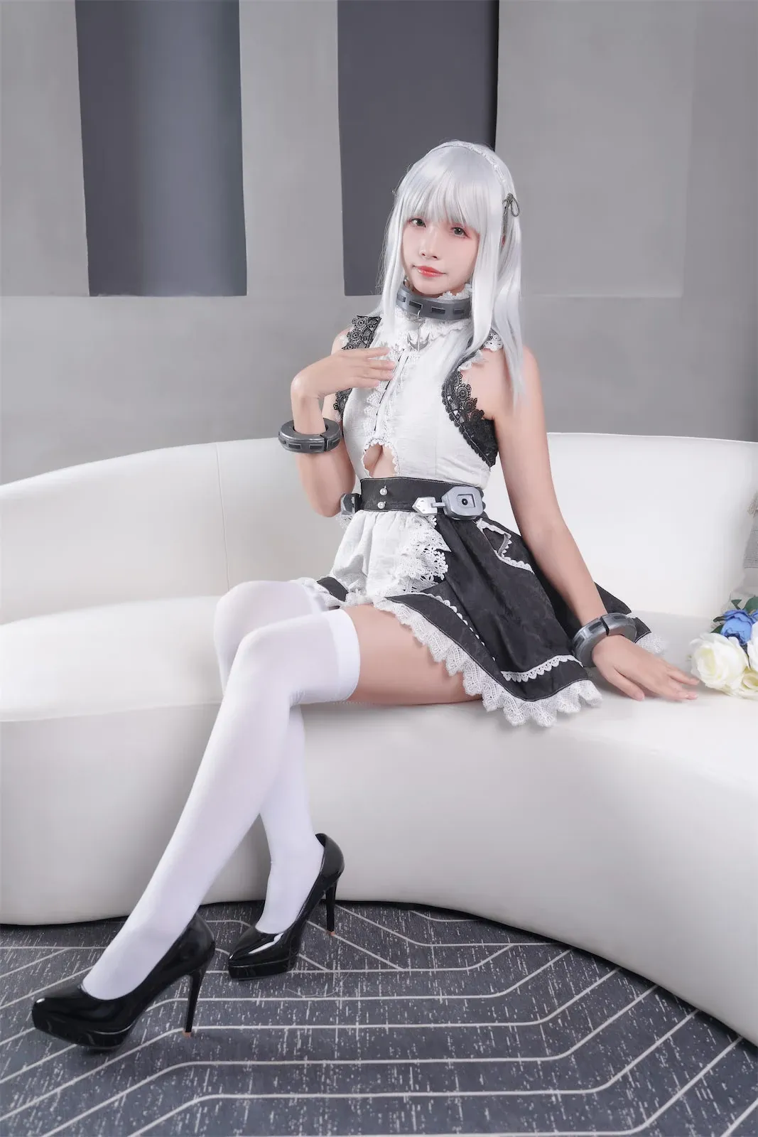 平台线索与COS写真风格整理 黑白服饰角色写真