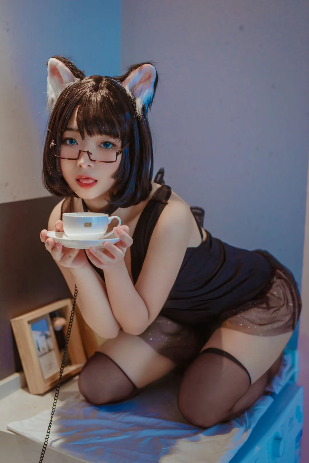 微博Instagram社媒线索与写真风格更新状态 兽耳元素角色写真照片