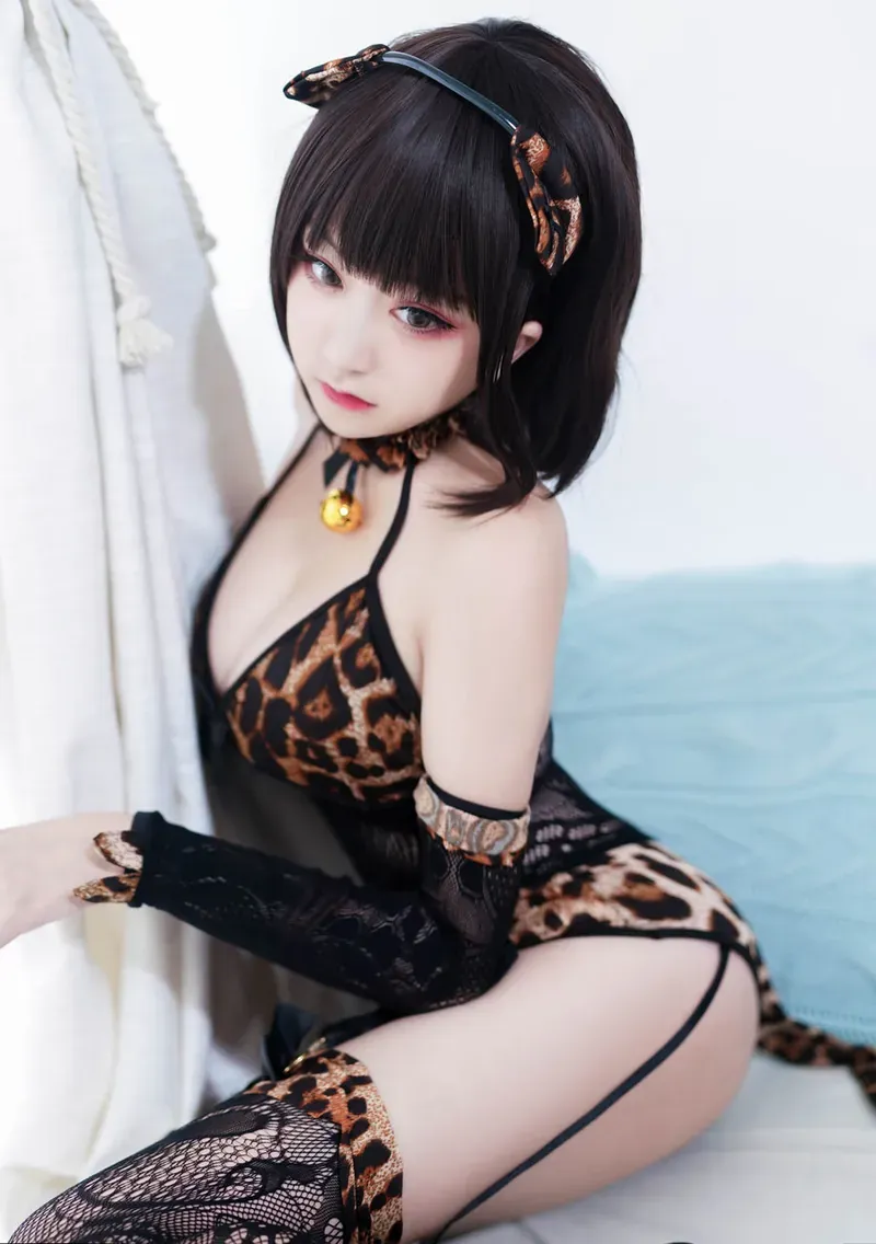 Cosplay公开平台线索与写真视觉风格整理 黑色短发与主题服装搭配的Cosplay照片