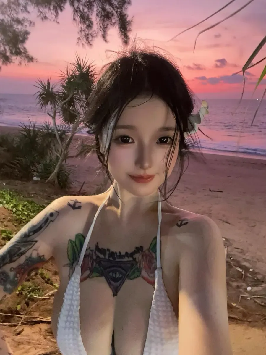 平台线索与内容风格更新整理 海边自拍照片,黑色发型搭配白色服装
