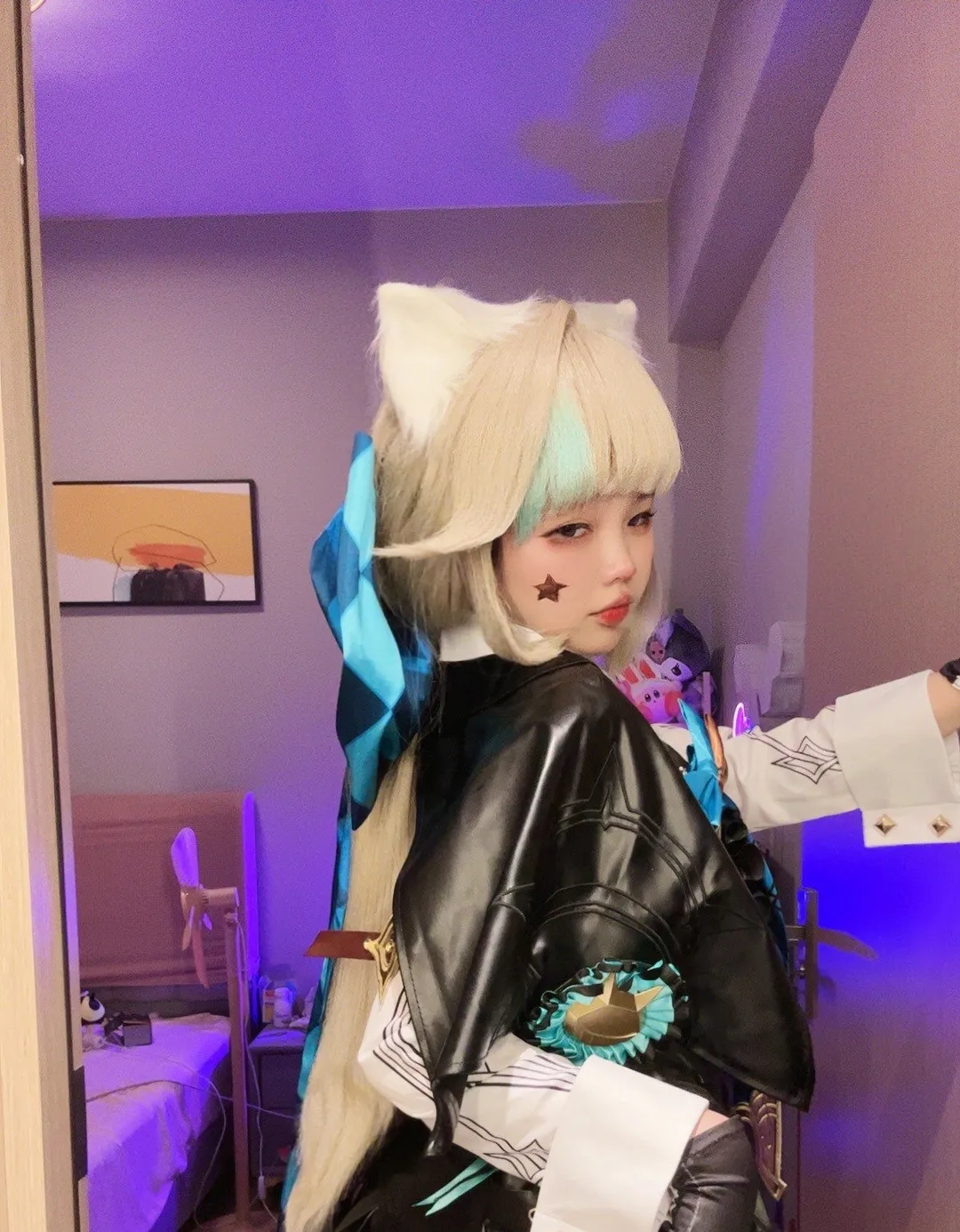 微博抖音平台线索与Cosplay风格更新整理 白发猫耳Cosplay造型照片