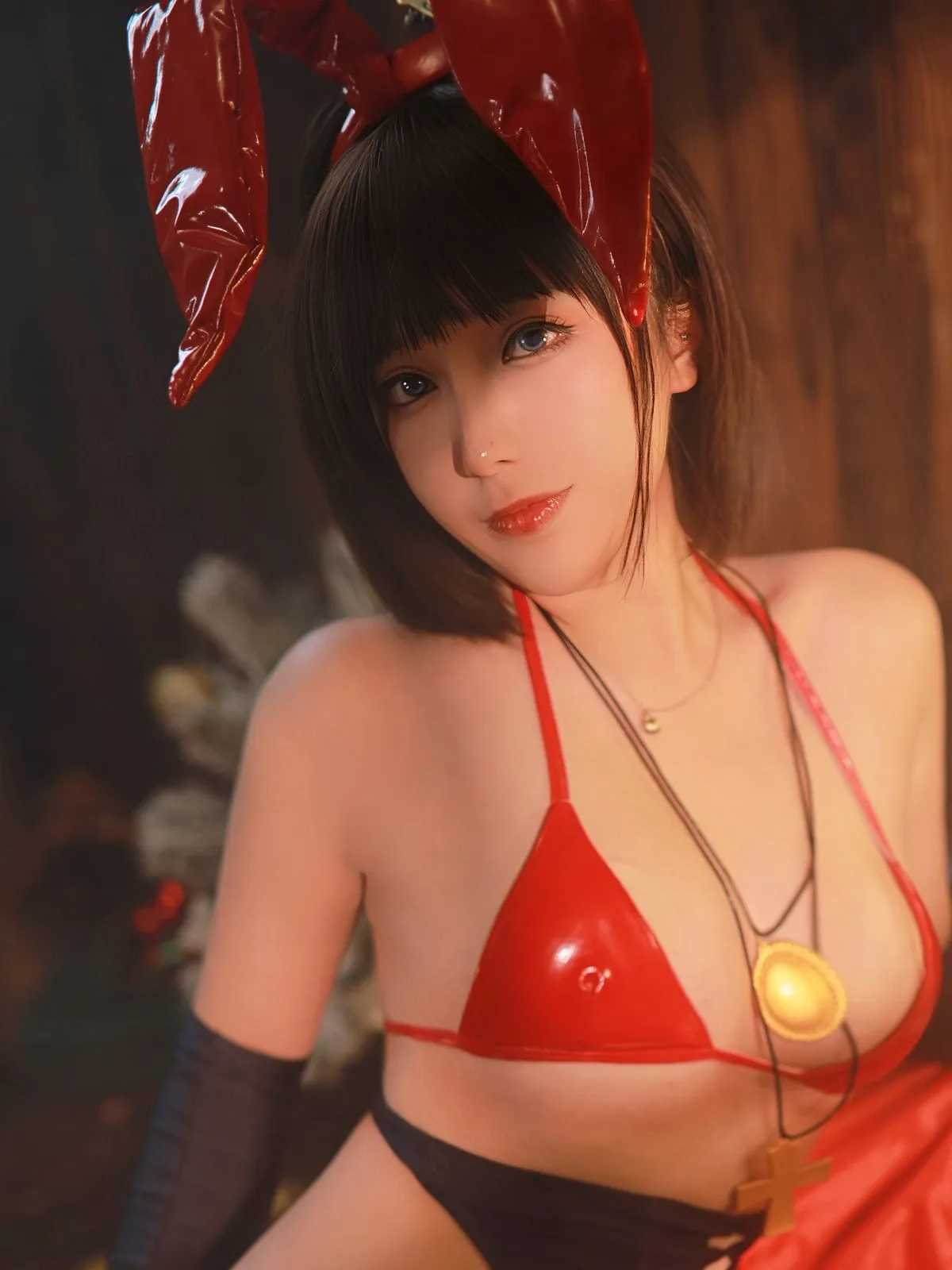 cosplay写真与社媒更新线索整理 红色主题角色写真照片